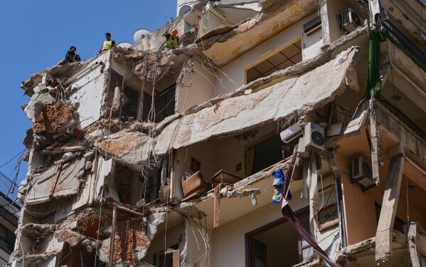 Иран угрожает портам на Ближнем Востоке, а американские военные готовятся ввести морскую блокаду.
