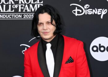 Джек Уайт, Энн Хэтэуэй и другие: какой ваш любимый новый музыкальный релиз этой недели? Голосуйте! Джек Уайт, Энн Хэтэуэй и другие: какой ваш любимый новый музыкальный релиз этой недели? Голосуйте!