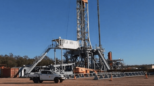 «Жидкое золото»: премьер-министр Квинсленда хочет ускорить расширение нефтяного месторождения в глубинке.