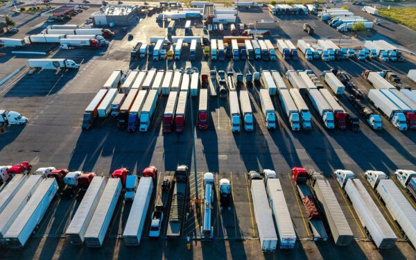 «Это как зависеть от наркодилера»: зависимость мира от нефти и газа выявила опасную уязвимость.