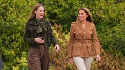 Мелания Трамп и королева Камилла играют вспомогательные роли во время государственного визита.