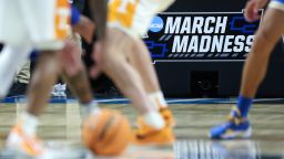В сезоне 2027 года количество команд, участвующих в турнире NCAA March Madness, может увеличиться до 76.