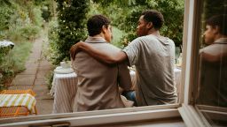 Не знакомы с содержанием «красной таблетки»? Подростки-мальчики знакомы, хотят они этого или нет.