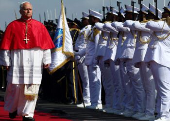 Папа Лев прокомментировал конфликт с Трампом, заявив, что «дебаты» не являются главной темой его поездки в Африку.