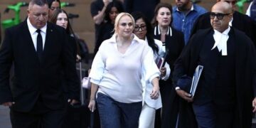 Ребел опровергает ложь о клеветнических сайтах на фоне конфликта вокруг фильма.