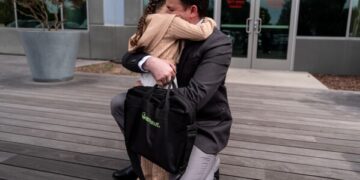 Сосед по комнате обвинен в двух убийствах и исчезновении двух студентов Университета Южной Флориды.