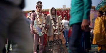 Самый счастливый день в жизни индийской невесты может обернуться годами долгов.