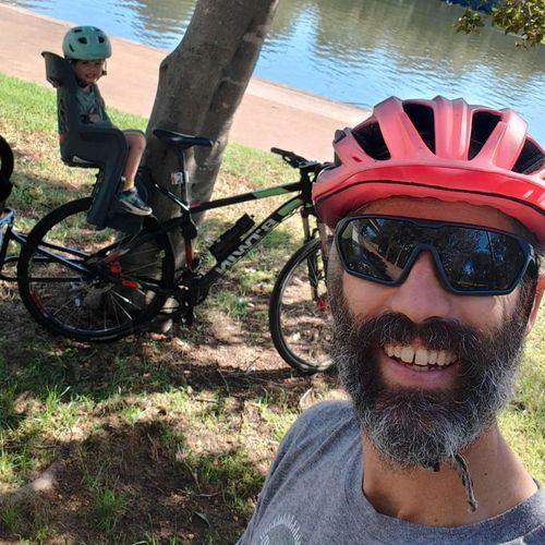 Простая вещь, которую австралийцы спешат купить на фоне топливного кризиса.