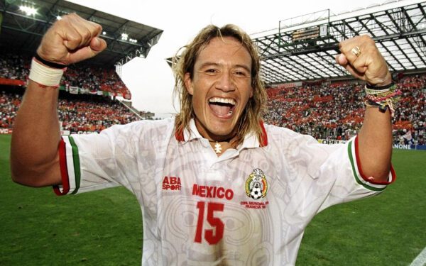 Лучшим футболкам чемпионата мира уже 30 лет.