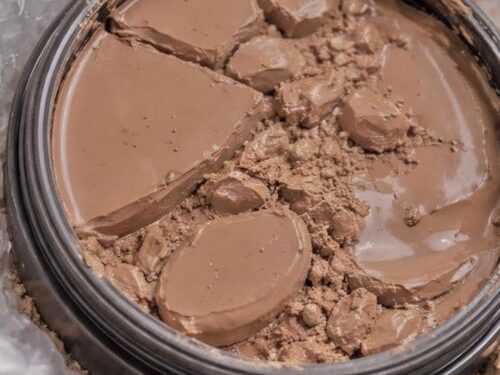 Эта фотография выглядит безобидной. На самом деле это зацепка в дорогостоящей «обратной афере». Эта фотография выглядит безобидной. На самом деле это зацепка в дорогостоящей «обратной афере».