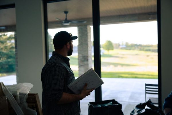 Устав от высоких цен, некоторые американцы импортируют дома напрямую из Китая.