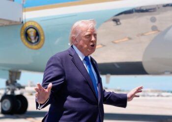 «Слишком много работы»: Трамп отменил отправку посланников в Пакистан для мирных переговоров.