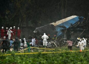 Премьер-министр Тринидада обостряет конфликт с соседними странами Карибского бассейна из-за политики США в регионе.