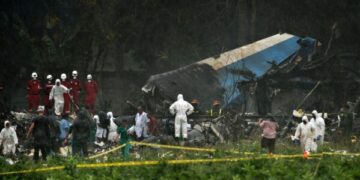 Премьер-министр Тринидада обостряет конфликт с соседними странами Карибского бассейна из-за политики США в регионе.