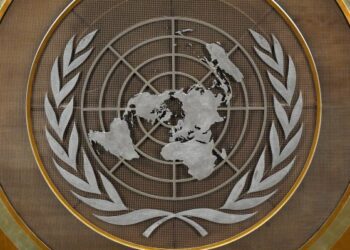 Трамп предупреждает, что «целая цивилизация погибнет сегодня ночью», если не будет достигнуто соглашение с Ираном. Трамп предупреждает, что «целая цивилизация погибнет сегодня ночью», если не будет достигнуто соглашение с Ираном.