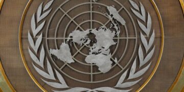 Трамп предупреждает, что «целая цивилизация погибнет сегодня ночью», если не будет достигнуто соглашение с Ираном.