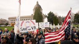 Кадровое агентство Трампа запрашивает медицинские карты федеральных служащих.