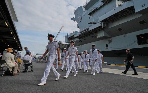 Великобритания собрала представителей более 40 стран для обсуждения путей возобновления работы Ормузского пролива.