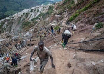 Объединенные Арабские Эмираты заявили о своем выходе из ОПЕК, что стало ударом по нефтяному картелю.