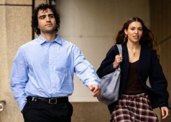 «Очень сложно»: слезливое заявление Шарлотты Макиннес в суде по делу Ребел Уилсон.