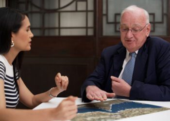 Почему некоторые суда проходят через Ормузский пролив во время блокады?