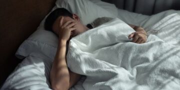 Тренировки в определенное время могут стать ключом к улучшению сна.