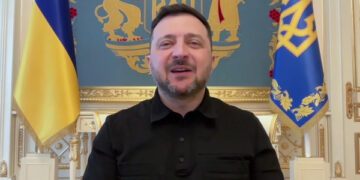 Зеленский заявил CNN, что переговоры по Украине не могут ждать окончания войны в Иране.