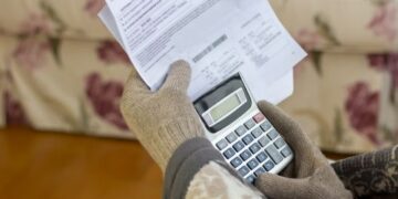 Австралийцы отказываются от этой распространенной зимней привычки, чтобы пережить растущие счета за коммунальные услуги.