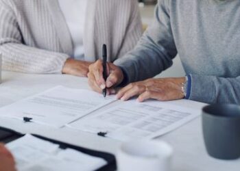 Запрос австралийской семьи по поводу нового закона о налогообложении трастов вызвал дискуссию.