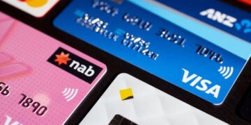 Банки быстро повысили процентные ставки, но только не для вкладчиков.