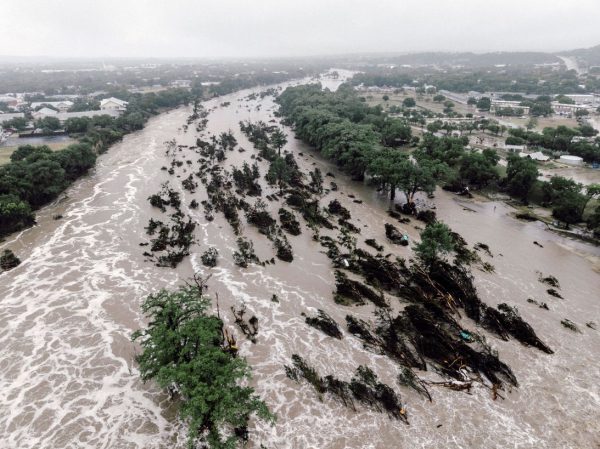Эксклюзив: Борьба за власть и паралич: Подробности потерянного года FEMA в преддверии сезона штормов