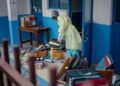 В мире предпринимаются экстренные меры по сдерживанию новой вспышки лихорадки Эбола, а США принимают меры по ограничению въезда из регионов, пострадавших от вируса.