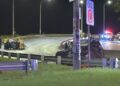 За несколько мгновений до высокоскоростной аварии с участием трех погибших полицейских, полиция навестила мужчину из-за инцидента, связанного с нарушением его социального положения.