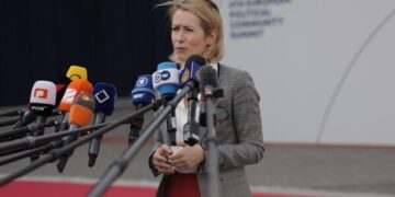 Представитель Руди Джулиани сообщил, что тот госпитализирован в критическом состоянии.