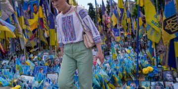 Россия применила гиперзвуковую ракету «Орешник» в ходе массированной атаки на Киев.