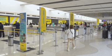 Авиакомпания Spirit Airlines отменила все рейсы и прекращает свою деятельность.