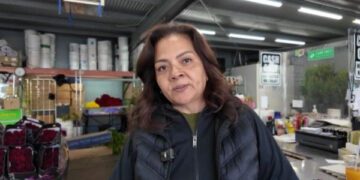 Букет ко Дню матери в этом году может обойтись дороже.