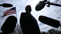 Трамп вновь втягивает Почтовую службу в свою кампанию по борьбе с фальсификацией выборов.