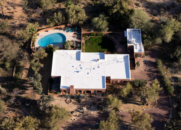 Президент Мексики стремится возобновить поставки нефти на Кубу на фоне обострения кризиса на острове.