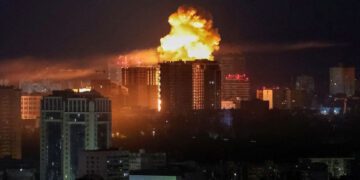 Россия обрушила удары по ключевым городам Украины в ходе одной из самых смертоносных наступательных операций за последние месяцы.