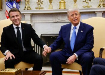 Трамп и Пакистан заявляют, что соглашение с Ираном может быть подписано в воскресенье, но Тегеран дает понять, что нужно больше времени.