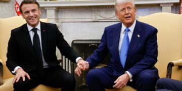 Трамп и Пакистан заявляют, что соглашение с Ираном может быть подписано в воскресенье, но Тегеран дает понять, что нужно больше времени.