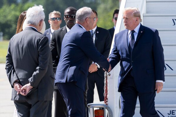 Трамп прибыл на саммит G7 в надежде на придание импульса после объявления о соглашении по прекращению войны с Ираном.