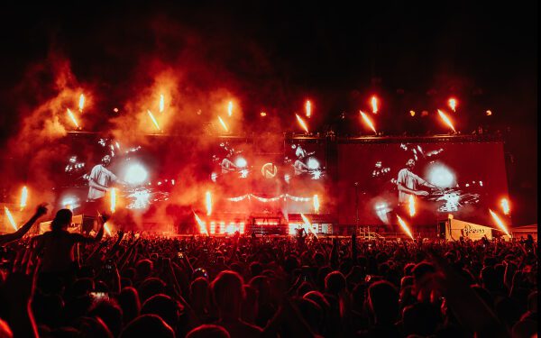 В 2026 году итальянский фестиваль Nameless Festival расширил свои масштабы, не утратив при этом своей души.