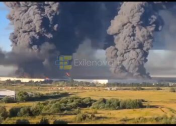 Восемь складских рабочих погибли в результате самых смертоносных украинских атак на территории России за последние два года. Восемь складских рабочих погибли в результате самых смертоносных украинских атак на территории России за последние два года.