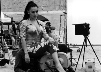 От Charli xcx до KATSEYE, JENNIE и многих других — какой новый музыкальный релиз вам понравился больше всего на этой неделе? Голосуйте!