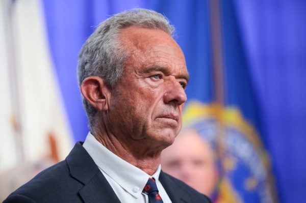 Подробности усилий РФК-младшего по демонтажу многолетней политики США в области вакцинации