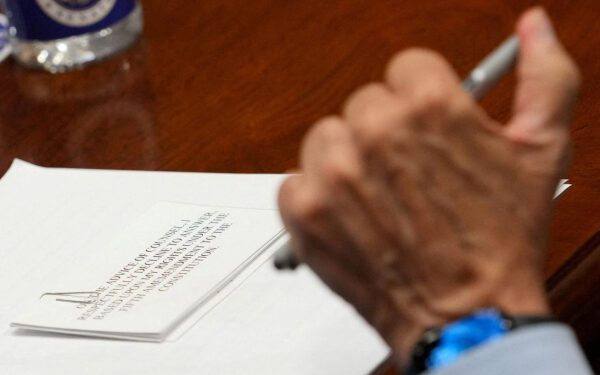 «Другого варианта не было»: Подробности тщательно спланированной стратегии Фаучи по проведению слушаний.