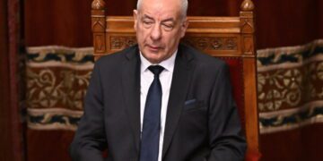 «Использование права не свидетельствовать против себя» — это отсылка к конституционной поправке, имеющей долгую историю в американском обществе.