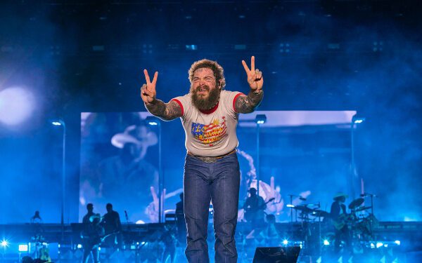 Post Malone станет хедлайнером церемонии закрытия чемпионата мира по футболу 2026 года. Post Malone станет хедлайнером церемонии закрытия чемпионата мира по футболу 2026 года.